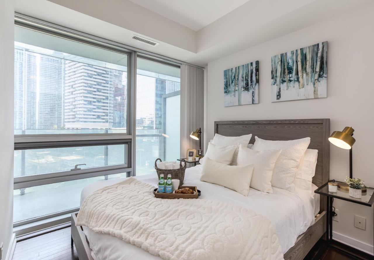 Condo Downtown, Cn Tower, Financial District Toronto Kültér fotó